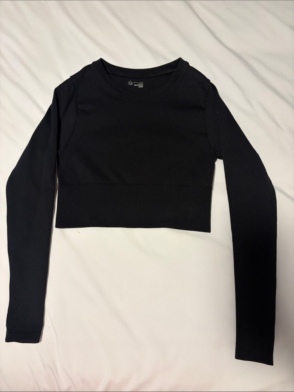 Offline by Aerie Black Long-Sleeve Cropped Tee